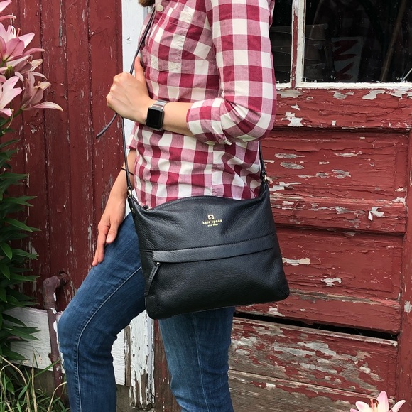 kate spade Handbags - 💸PRICE DROP💸 Kate Spade Starla Leather Purse